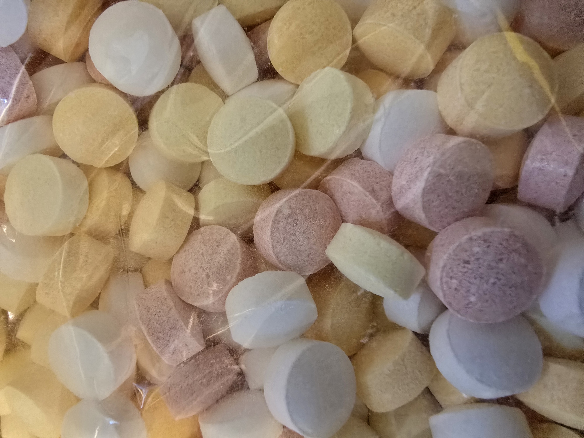 linser-med-fruktsmak-smagodt-godteri-sjokolade-penny-candy-pick-a-mix-custom-pick-n-mix-swedish-store-norwegian-candy